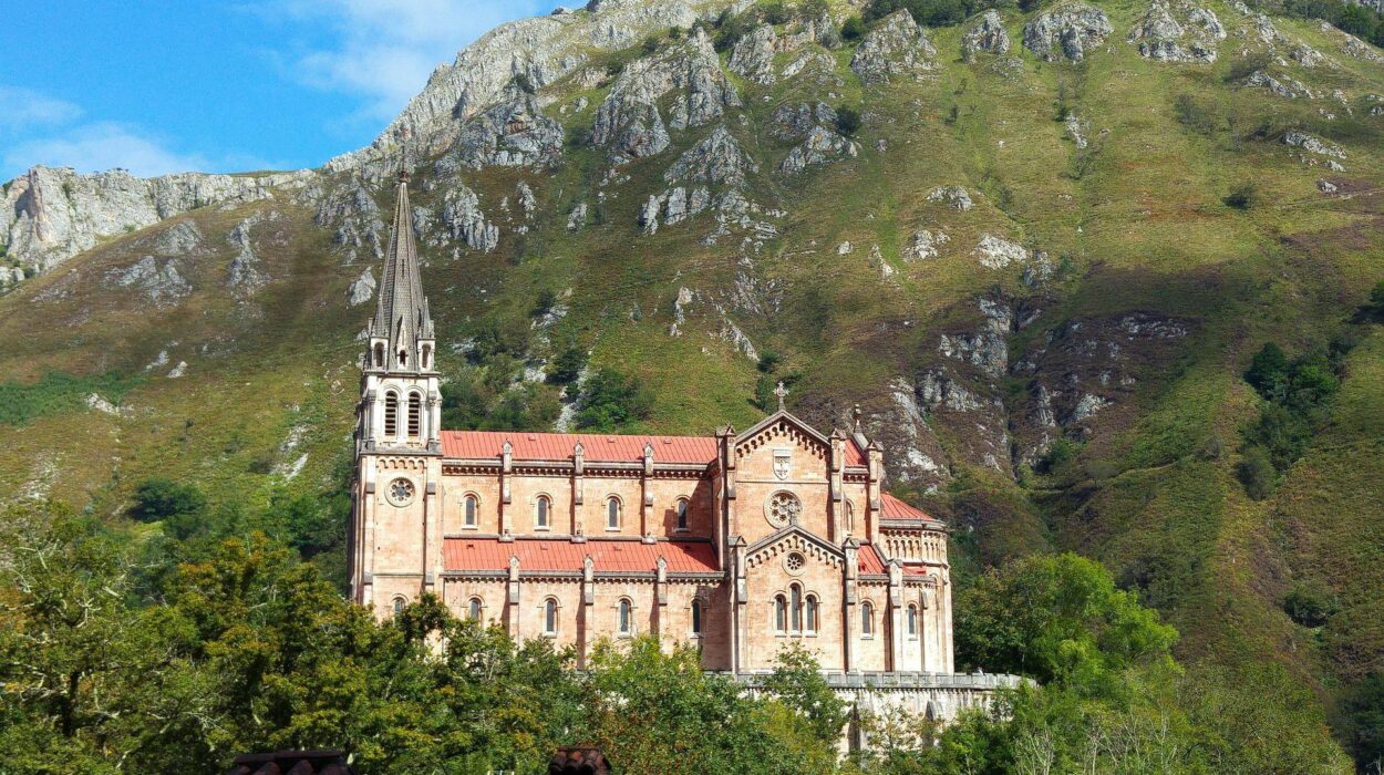 alquilar autobús para visitar Covadonga